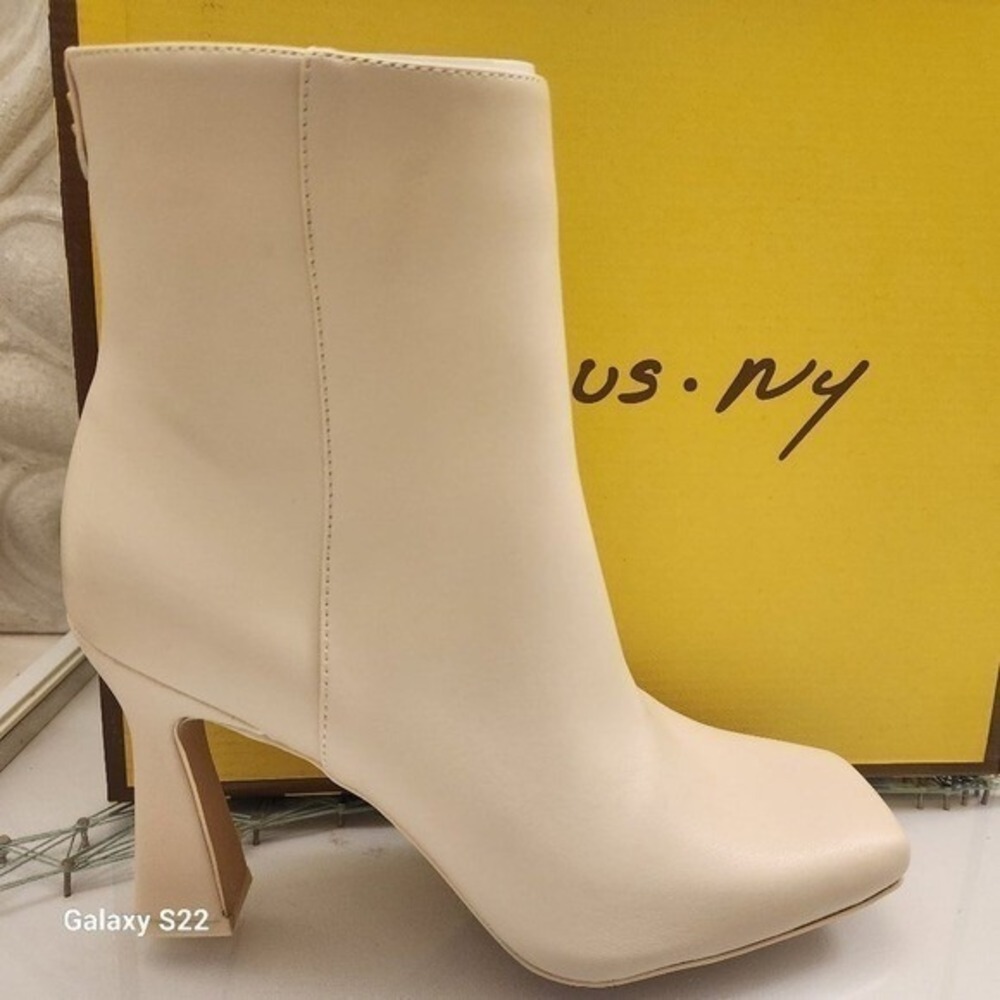 Circus Sam Edelman Emma Boots 9.5 Vanilla Square Toe Flared Heel Ankle Booties - Picture 2 of 11